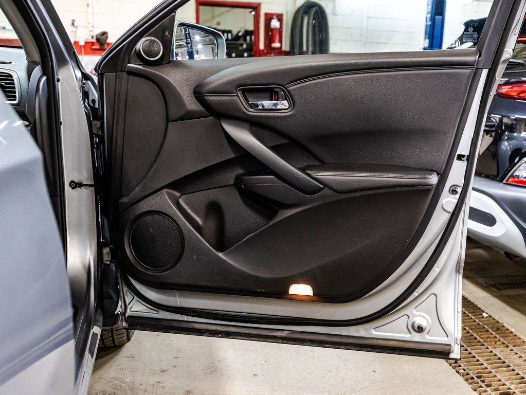 2018 Acura RDX Tech in Montréal, Quebec - 18 - w1024h768px