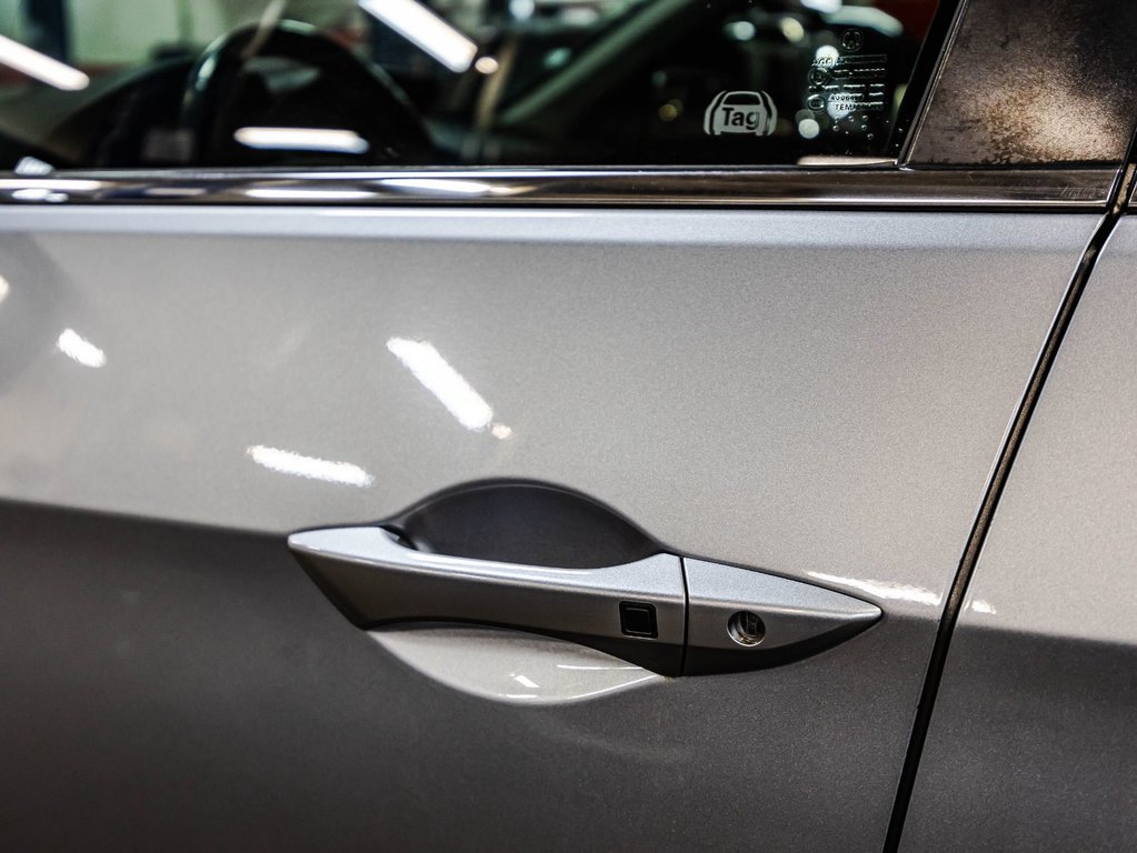 2018 Acura RDX Tech in Montréal, Quebec - 11 - w1024h768px