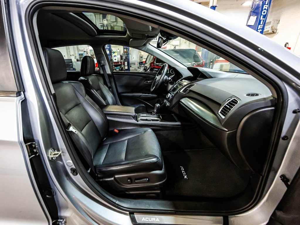 2018 Acura RDX Tech in Montréal, Quebec - 19 - w1024h768px