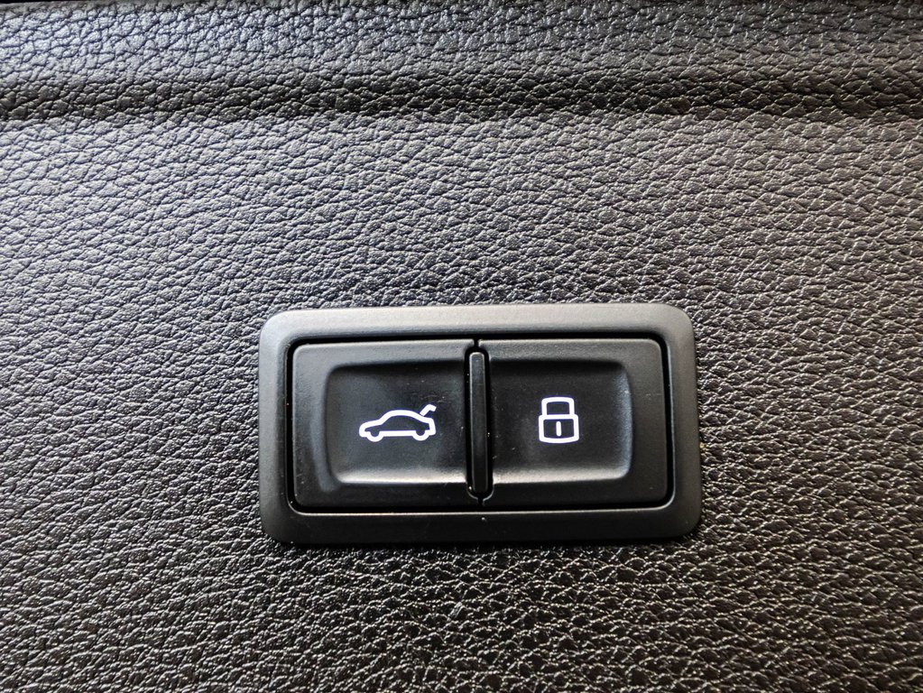 2018 Audi Q5 Komfort in , Quebec - 15 - w1024h768px