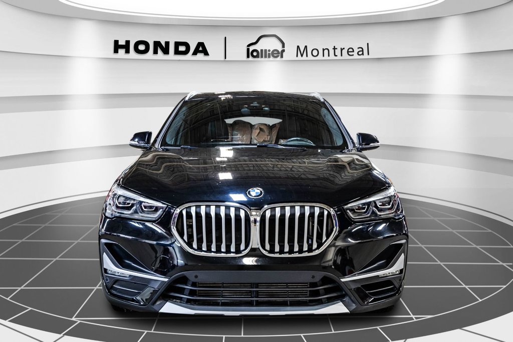 2020 BMW X1 XDrive28i in Montréal, Quebec - 2 - w1024h768px