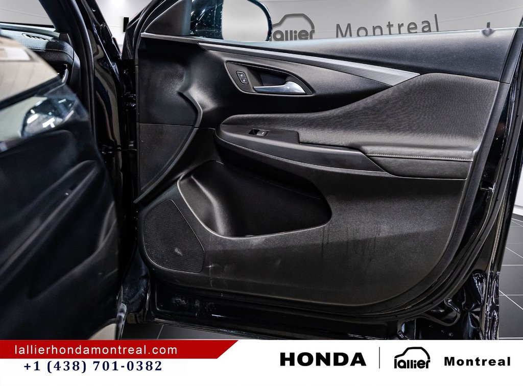 2024 Buick Envista Avenir in Montréal, Quebec - 18 - w1024h768px