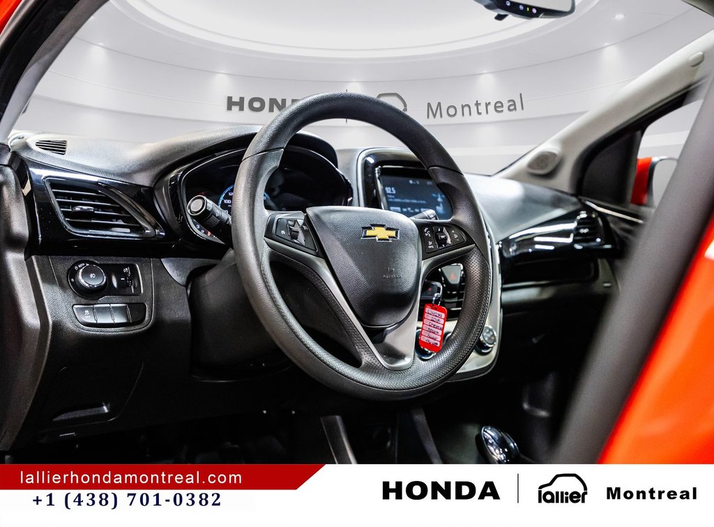 2018 Chevrolet Spark LT in Montréal, Quebec - 20 - w1024h768px