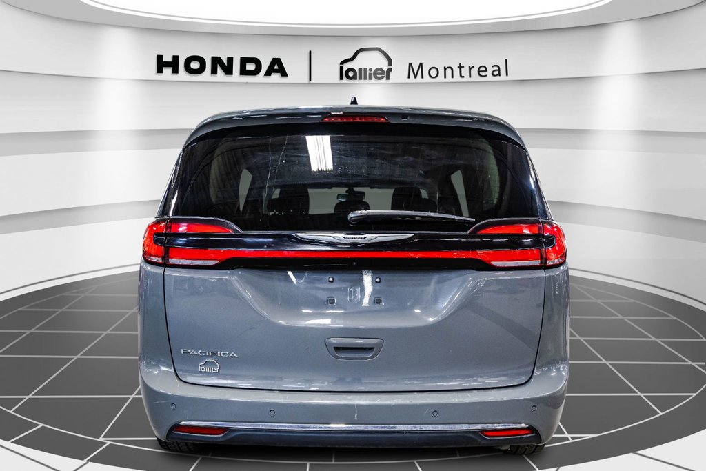 Pacifica Touring L 2023 à Montréal, Québec - 6 - w1024h768px