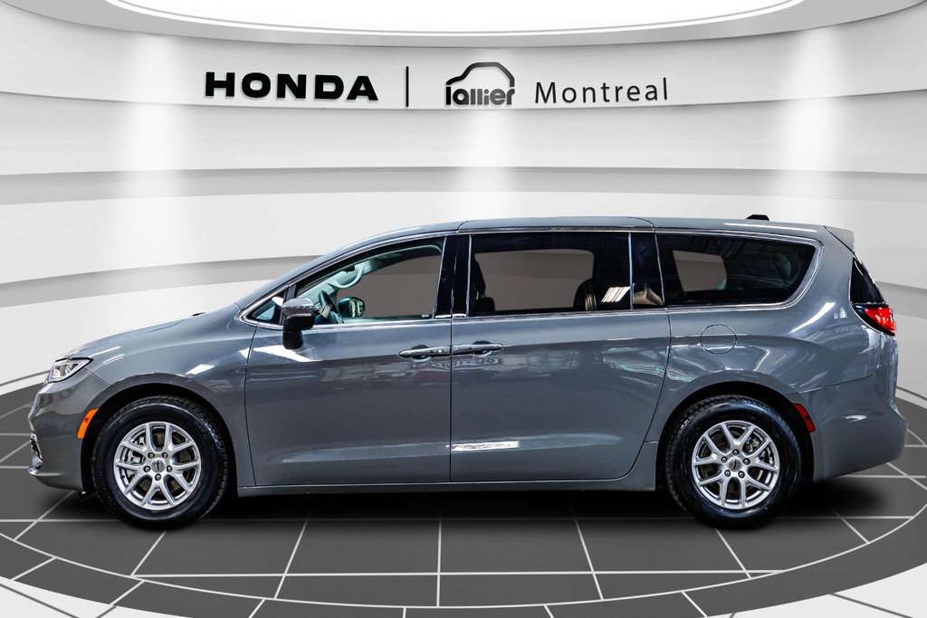 Pacifica Touring L 2023 à Montréal, Québec - 4 - w1024h768px