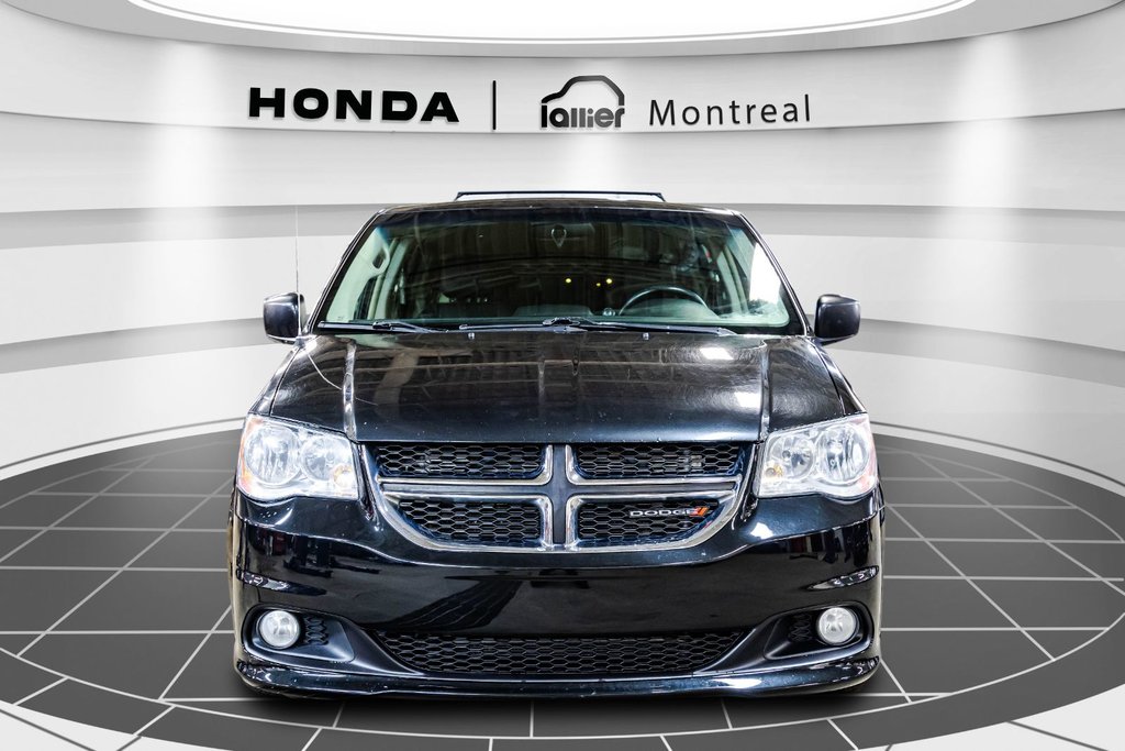 Dodge Grand Caravan Crew Plus 2017 à , Québec - 2 - w1024h768px