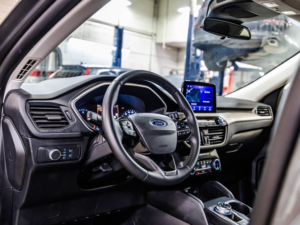 Ford Escape SE 2022 à , Québec - 19 - w1024h768px