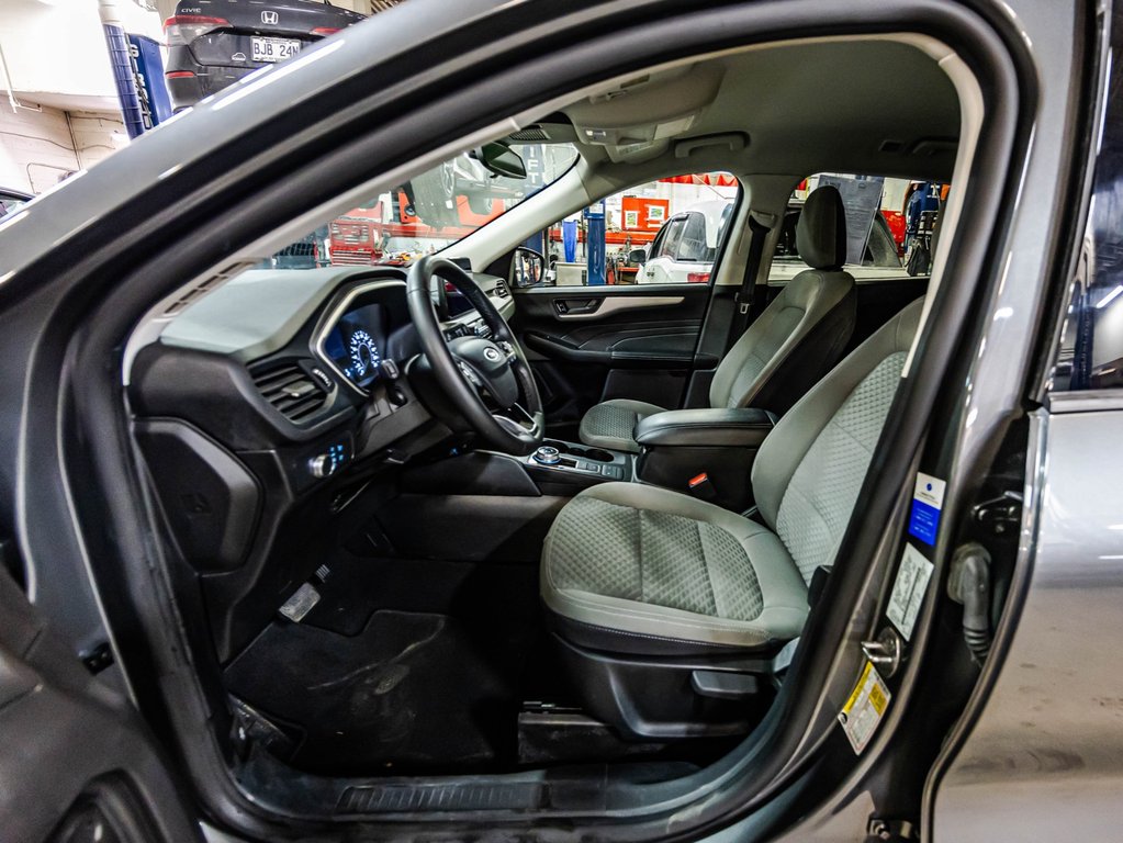 Ford Escape SE 2022 à , Québec - 18 - w1024h768px
