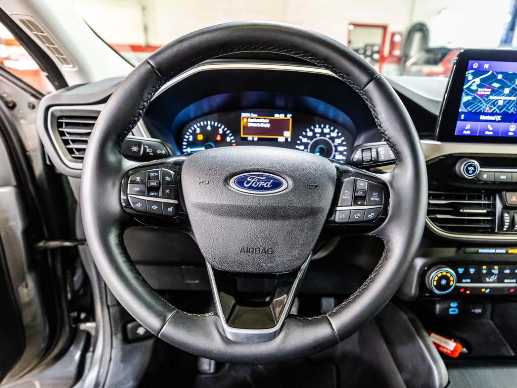 Ford Escape SE 2022 à , Québec - 21 - w1024h768px