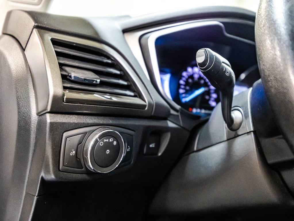 Ford Fusion Energi SEL 2019 à Montréal, Québec - 20 - w1024h768px