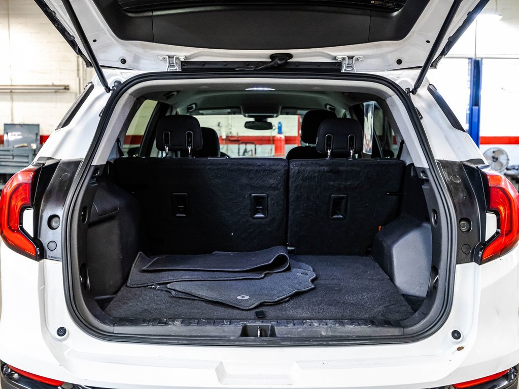 2020 GMC Terrain SLE in Montréal, Quebec - 16 - w1024h768px