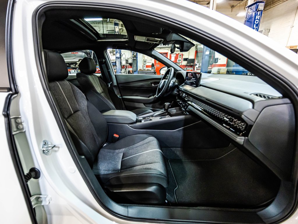 2024 Honda Accord Hybrid Sport in Montréal, Quebec - 17 - w1024h768px