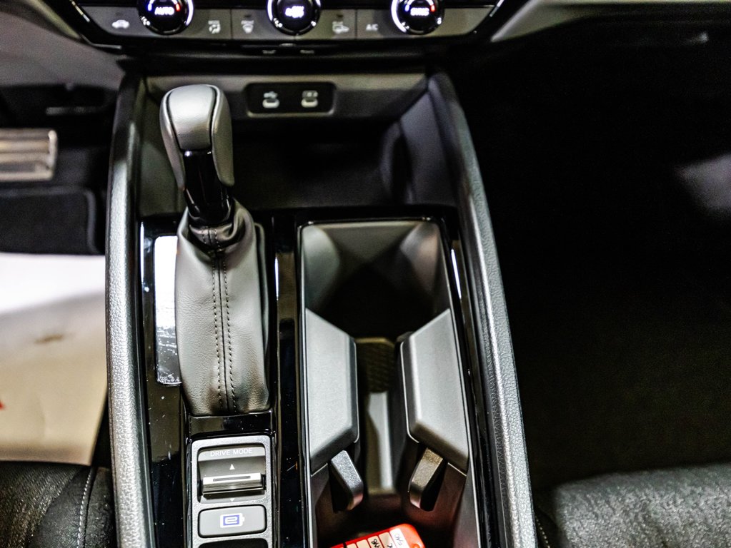 2024 Honda Accord Hybrid Sport in Montréal, Quebec - 24 - w1024h768px