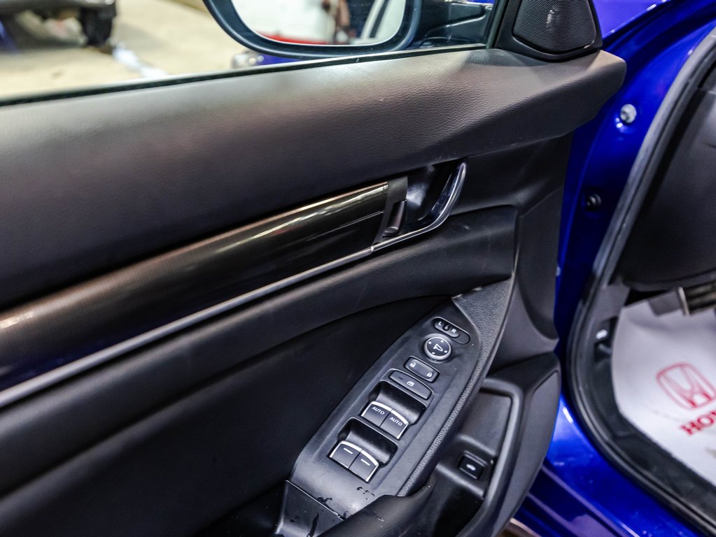 2021 Honda Accord Sedan Sport in Montréal, Quebec - 11 - w1024h768px