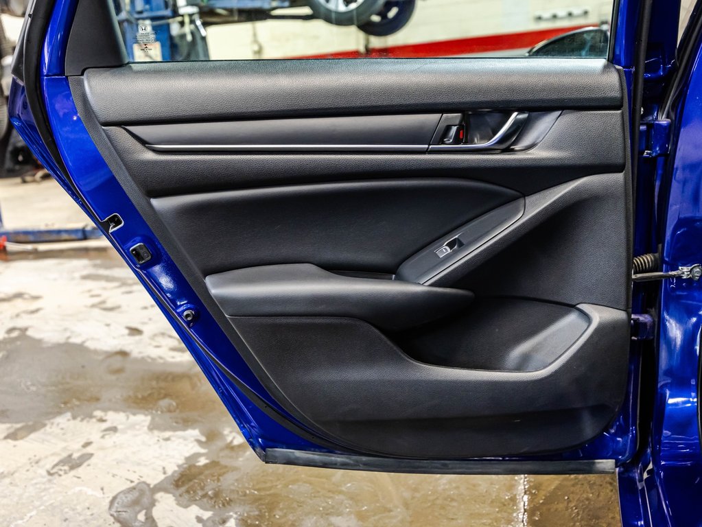 2022 Honda Accord Sedan Sport in Montréal, Quebec - 12 - w1024h768px