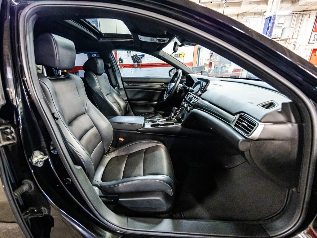 2018 Honda Accord Sport in Montréal, Quebec - 17 - w1024h768px