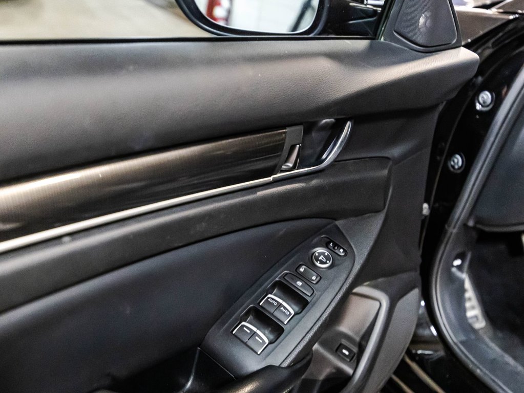 2018 Honda Accord Sport in Montréal, Quebec - 11 - w1024h768px