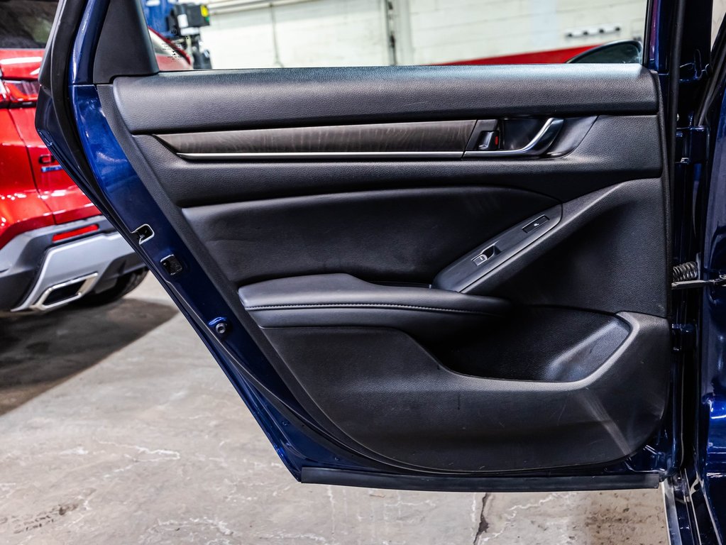 2020 Honda Accord EX-L in Montréal, Quebec - 13 - w1024h768px