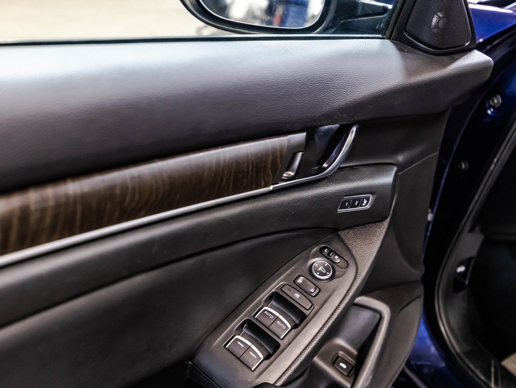 2020 Honda Accord EX-L in Montréal, Quebec - 11 - w1024h768px