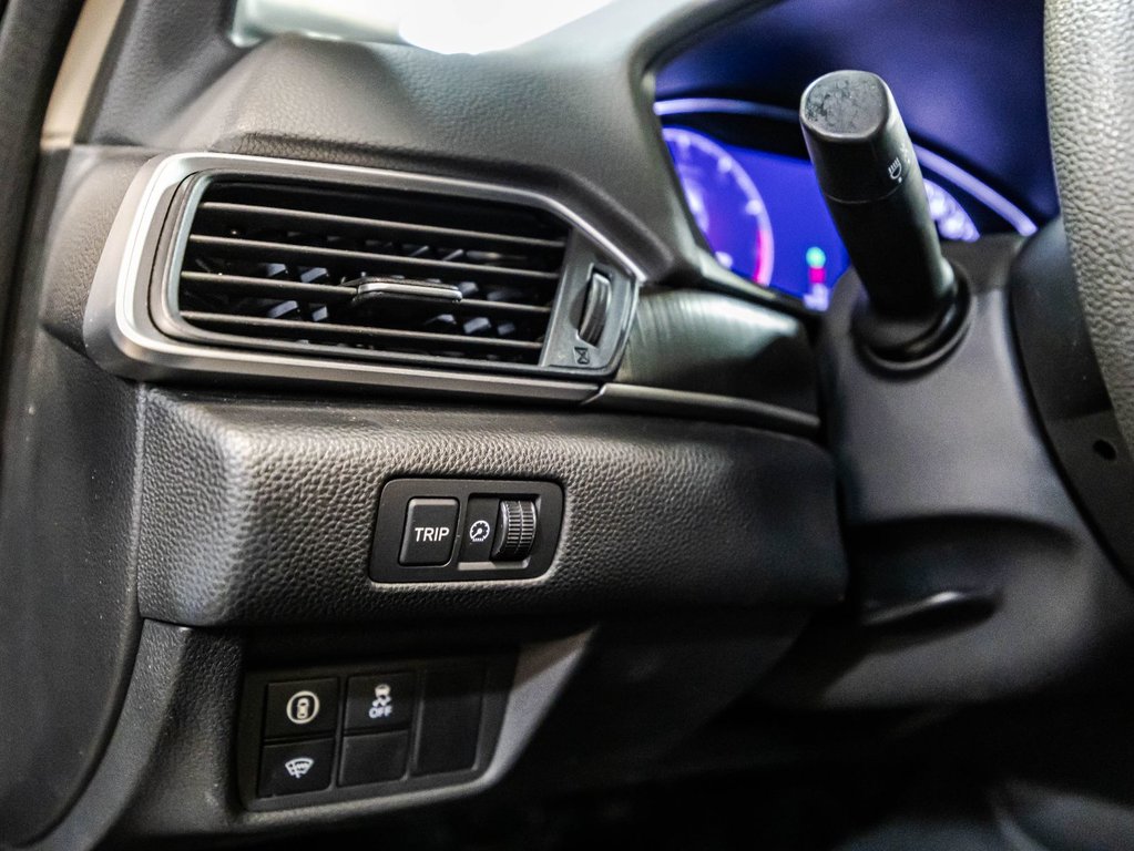 2020 Honda Accord LX in Montréal, Quebec - 20 - w1024h768px