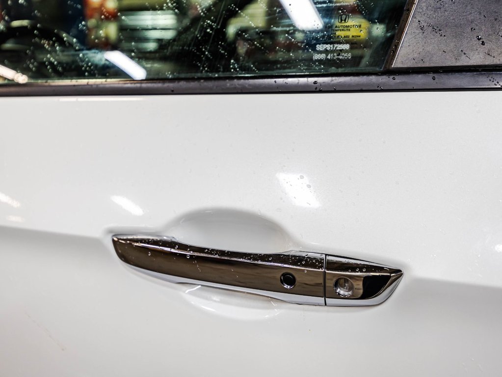 2016 Honda Civic Coupe Touring in Montréal, Quebec - 11 - w1024h768px