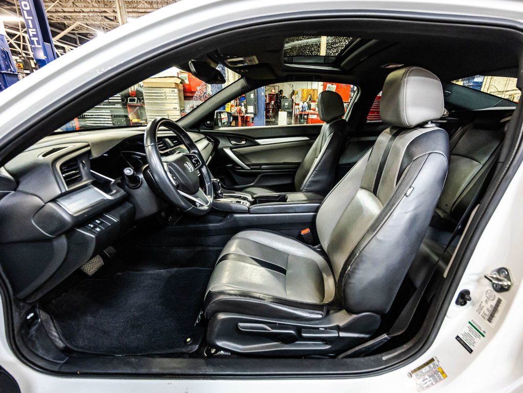2016 Honda Civic Coupe Touring in Montréal, Quebec - 18 - w1024h768px