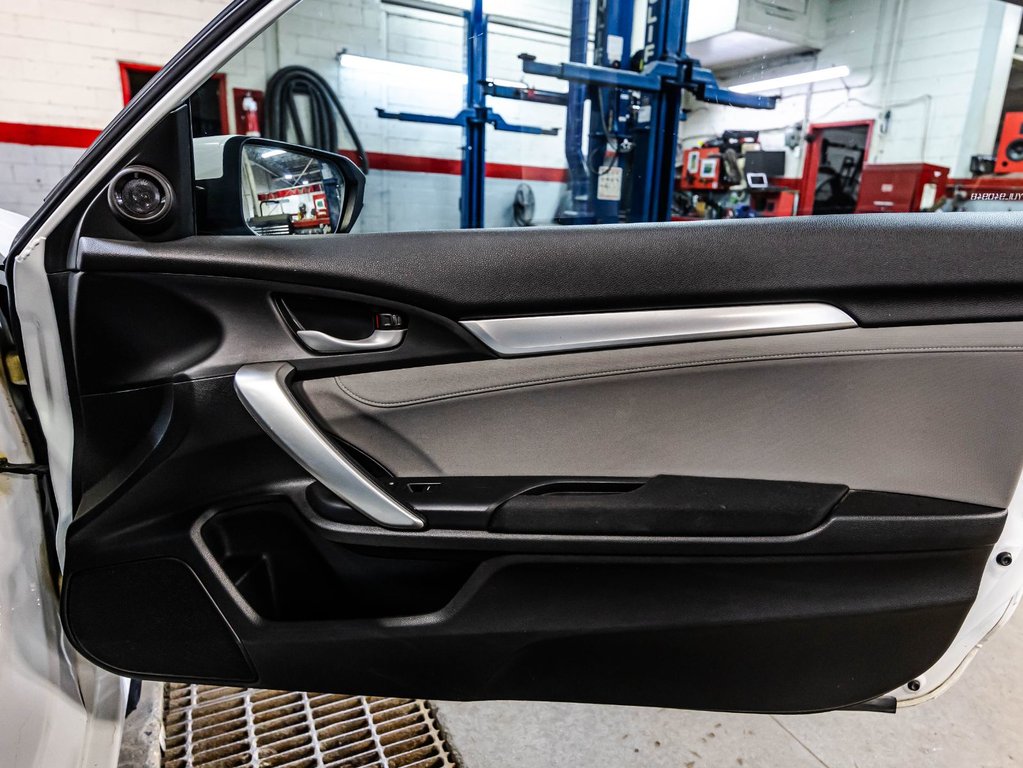 2017 Honda Civic Coupe EX-T in Montréal, Quebec - 13 - w1024h768px