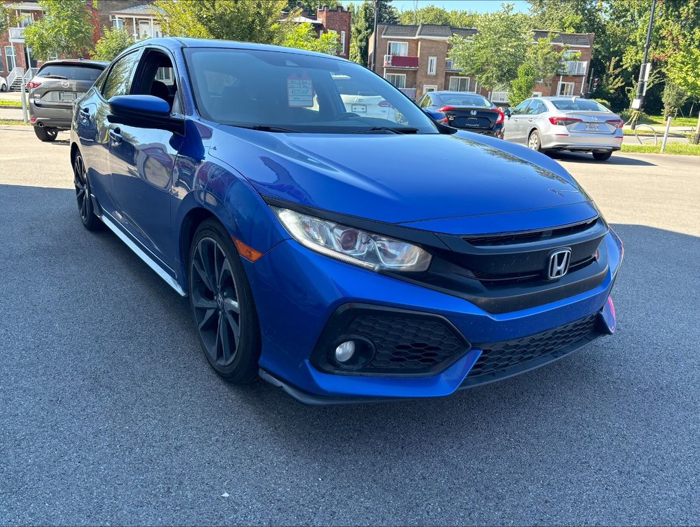 2017  Civic Hatchback Sport in , Quebec - 3 - w1024h768px