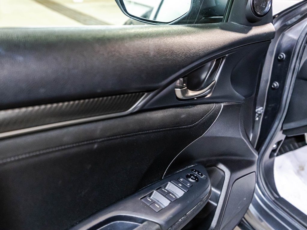 2018 Honda Civic Hatchback Sport in , Quebec - 12 - w1024h768px