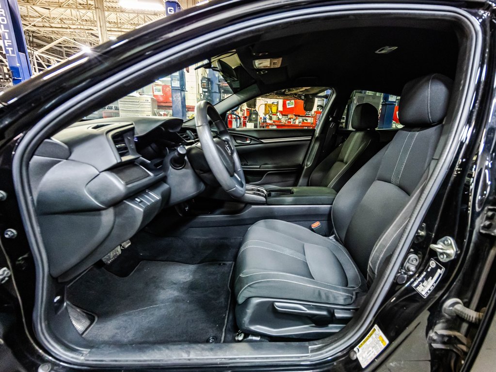 2018 Honda Civic Hatchback LX in , Quebec - 18 - w1024h768px