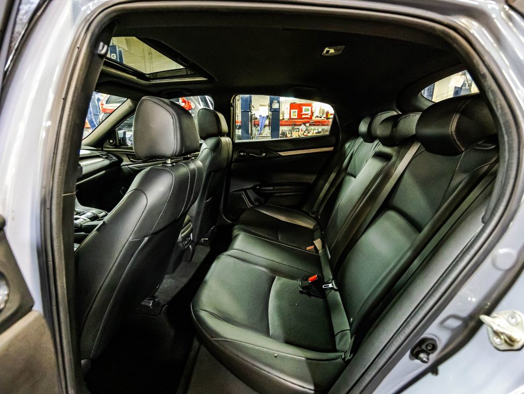 2019 Honda Civic Hatchback Sport Touring in , Quebec - 14 - w1024h768px