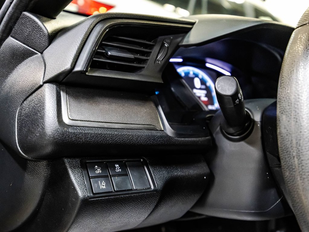 Honda Civic Hatchback LX 2019 à Montréal, Québec - 17 - w1024h768px