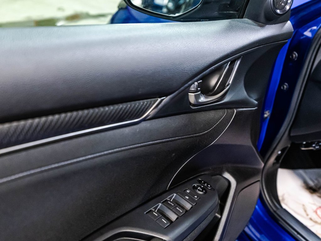 2019 Honda Civic Hatchback Sport in Montréal, Quebec - 12 - w1024h768px