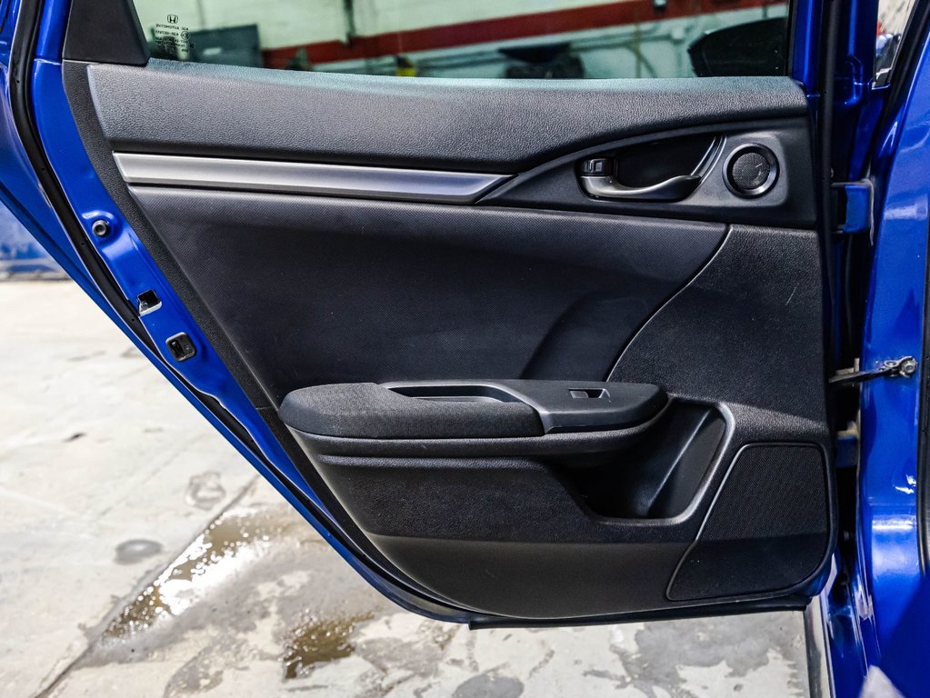 2019 Honda Civic Hatchback Sport in Montréal, Quebec - 13 - w1024h768px