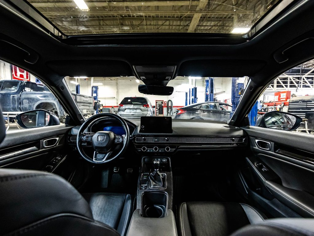 2023 Honda Civic Hatchback Sport Touring in Montréal, Quebec - 15 - w1024h768px