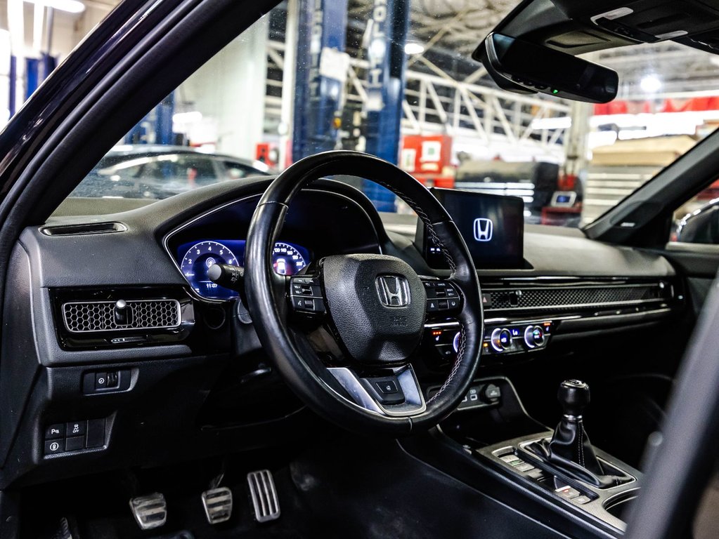 2023 Honda Civic Hatchback Sport Touring in Montréal, Quebec - 21 - w1024h768px