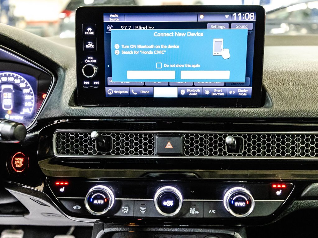 2023 Honda Civic Hatchback Sport Touring in Montréal, Quebec - 25 - w1024h768px