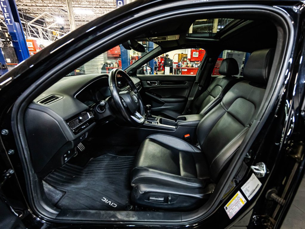 2023 Honda Civic Hatchback Sport Touring in Montréal, Quebec - 20 - w1024h768px