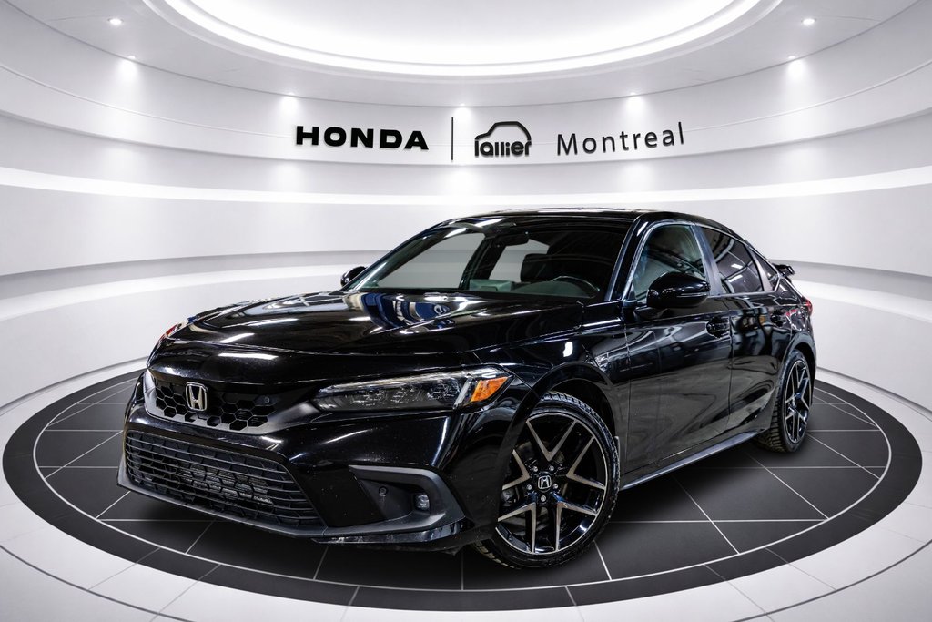 2023 Honda Civic Hatchback Sport Touring in Montréal, Quebec - 1 - w1024h768px