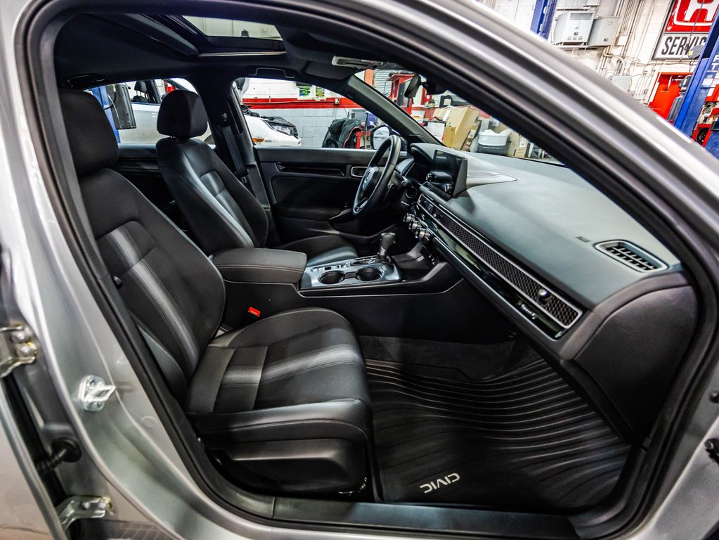 Honda Civic Sedan Hybrid SPORT 2025 à , Québec - 17 - w1024h768px