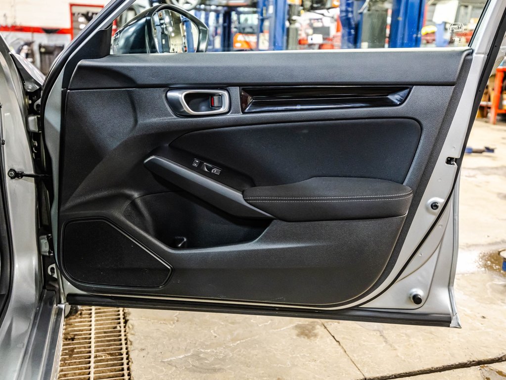 Honda Civic Sedan Hybrid SPORT 2025 à , Québec - 16 - w1024h768px