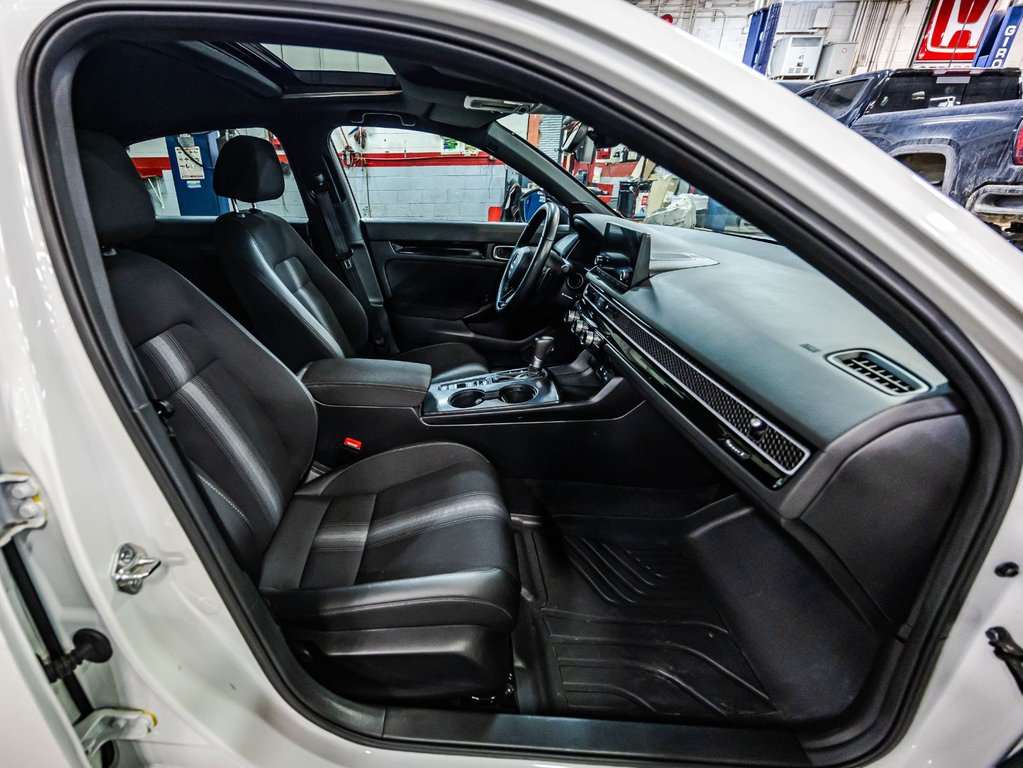 2025 Honda Civic Sedan Hybrid SPORT in Montréal, Quebec - 17 - w1024h768px