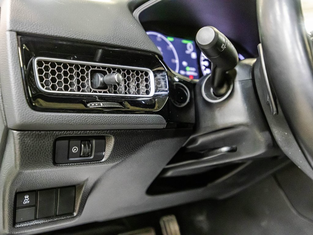 2025 Honda Civic Sedan Hybrid SPORT in Montréal, Quebec - 21 - w1024h768px