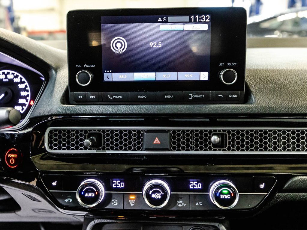 2025 Honda Civic Sedan Hybrid Sport in Montréal, Quebec - 24 - w1024h768px