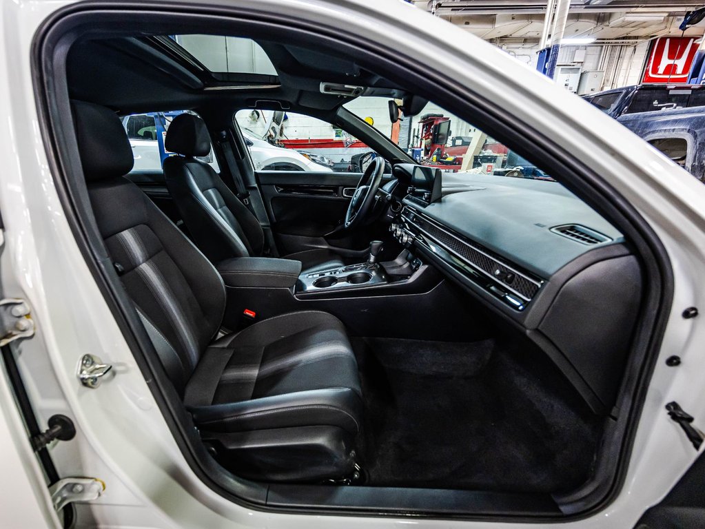 2025 Honda Civic Sedan Hybrid Sport in Montréal, Quebec - 17 - w1024h768px