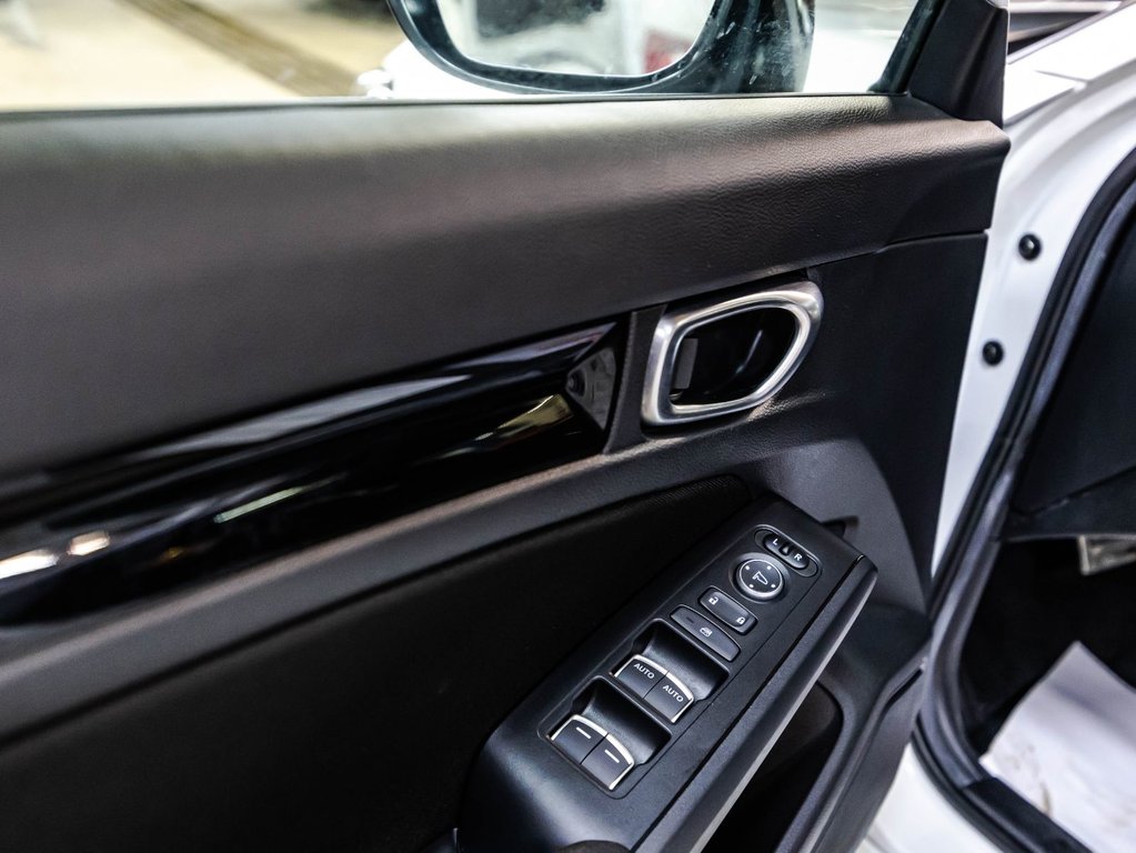 2025 Honda Civic Sedan Hybrid Sport in Montréal, Quebec - 11 - w1024h768px