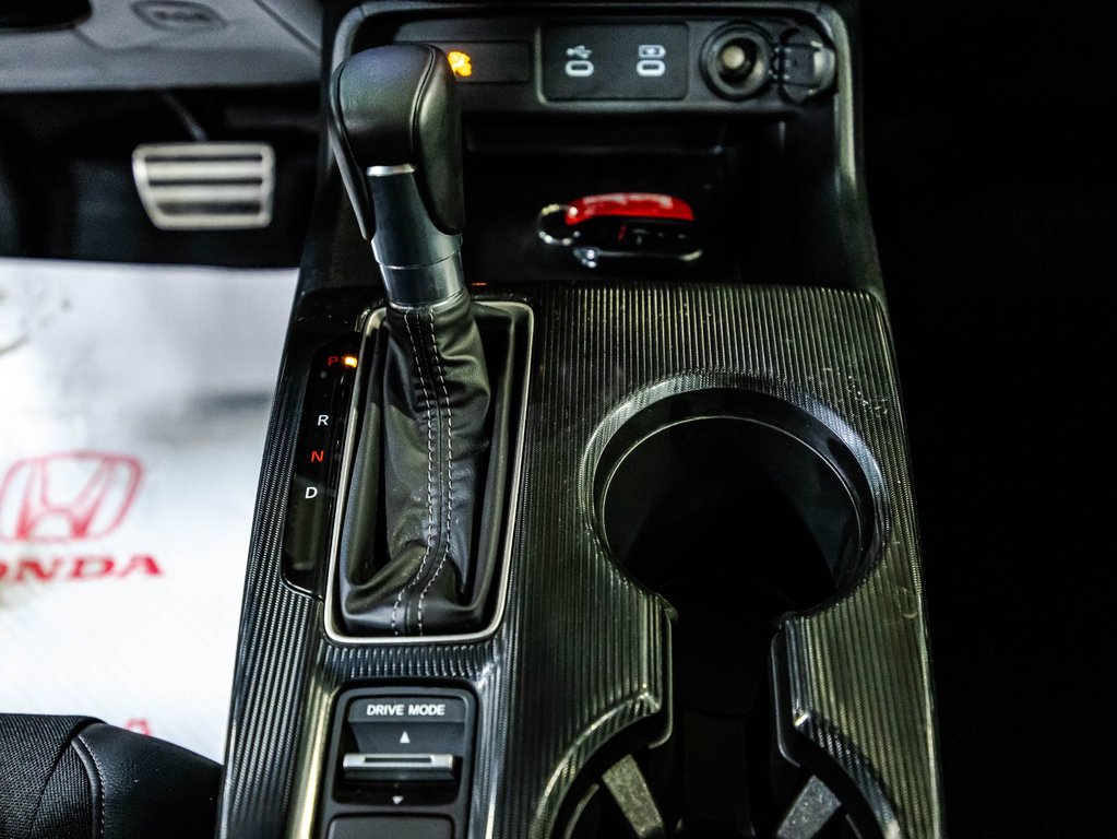 2025 Honda Civic Sedan Hybrid Sport in Montréal, Quebec - 25 - w1024h768px