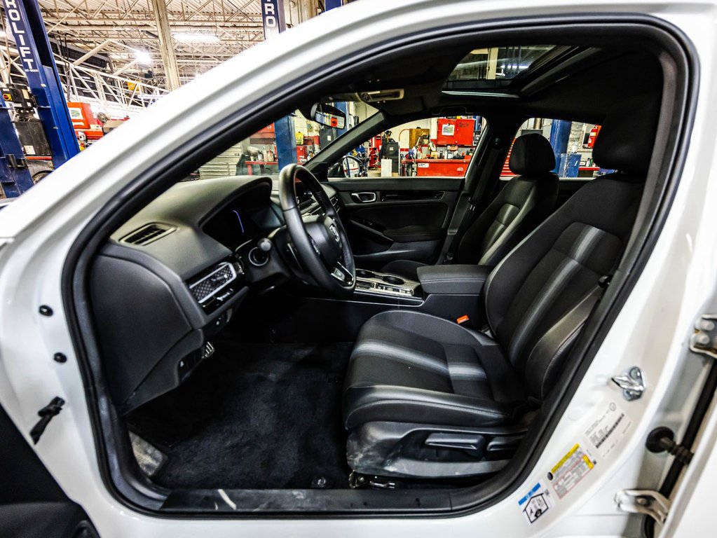 2025 Honda Civic Sedan Hybrid Sport in Montréal, Quebec - 19 - w1024h768px