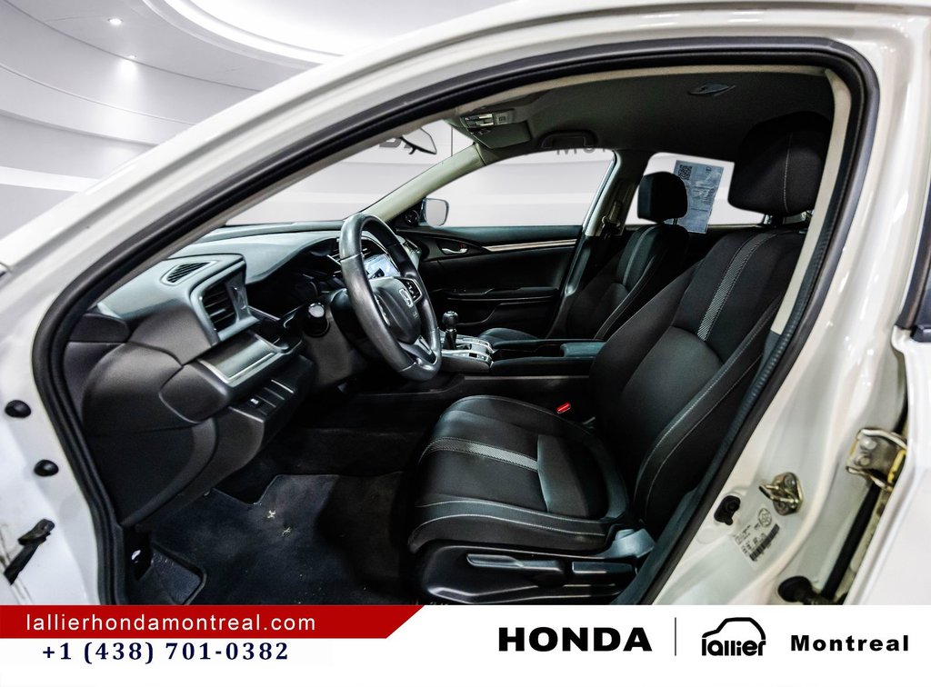 2017 Honda Civic Sedan LX in Montréal, Quebec - 18 - w1024h768px