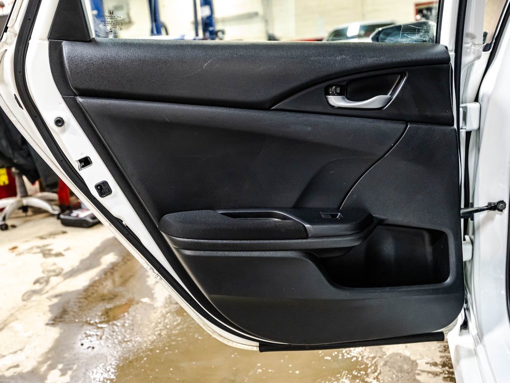 Honda Civic Sedan LX 2018 à Montréal, Québec - 12 - w1024h768px